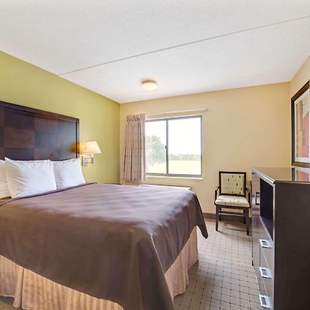 Days Inn & Suites By Wyndham Desoto Exteriér fotografie
